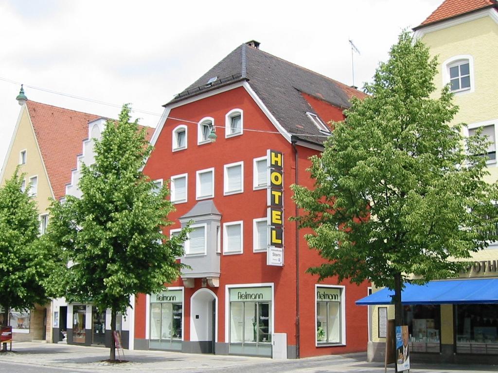 Stadt-Gut-Hotel Altstadt-Hotel Stern Neumarkt in der Oberpfalz Exterior photo